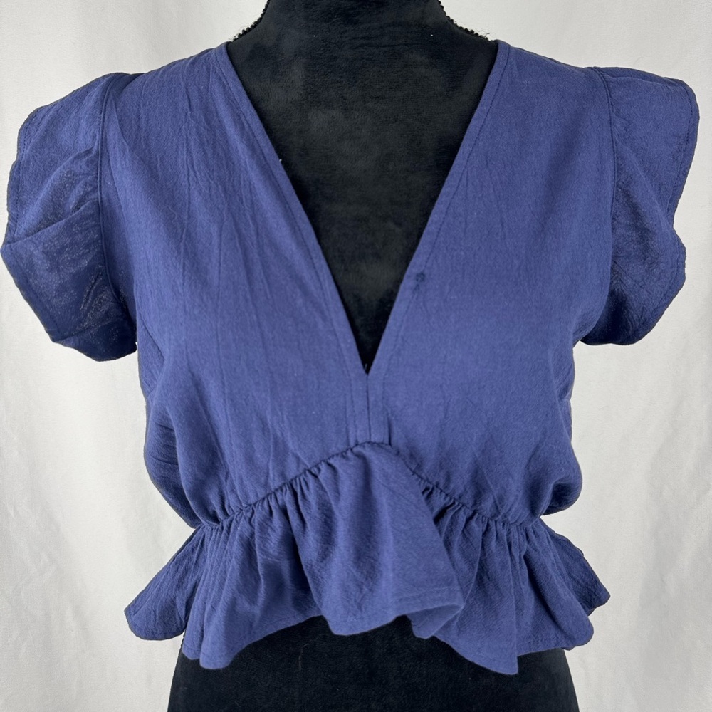 Fancyinn V Neck Blue Ruffle Crop Top